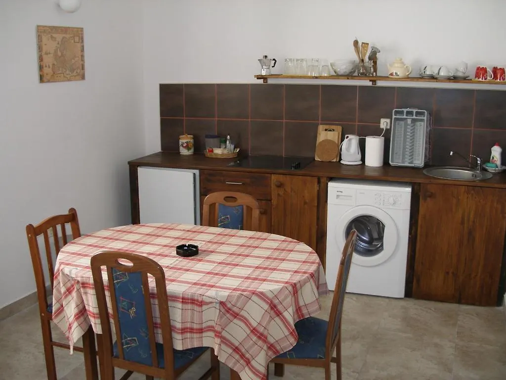 Apartments Madirazza Trogir 0*,